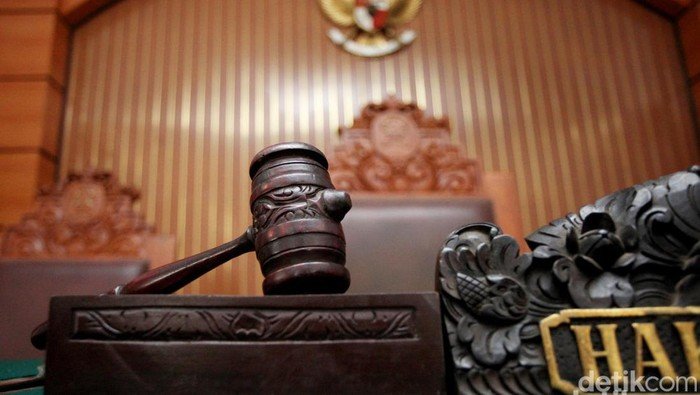 ilustrasi-putusan-hakim_169